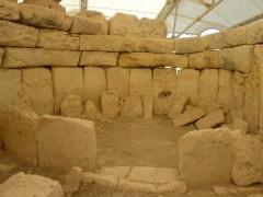 Mnajdra Temple na Maltě - starší než egyptské pyramidy.